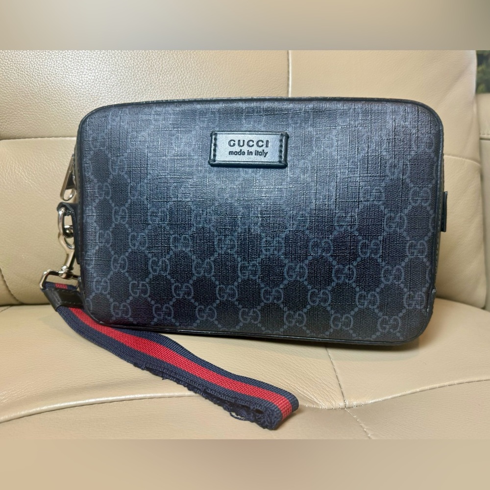 GUCCI▪️GG Supreme black men’s bag